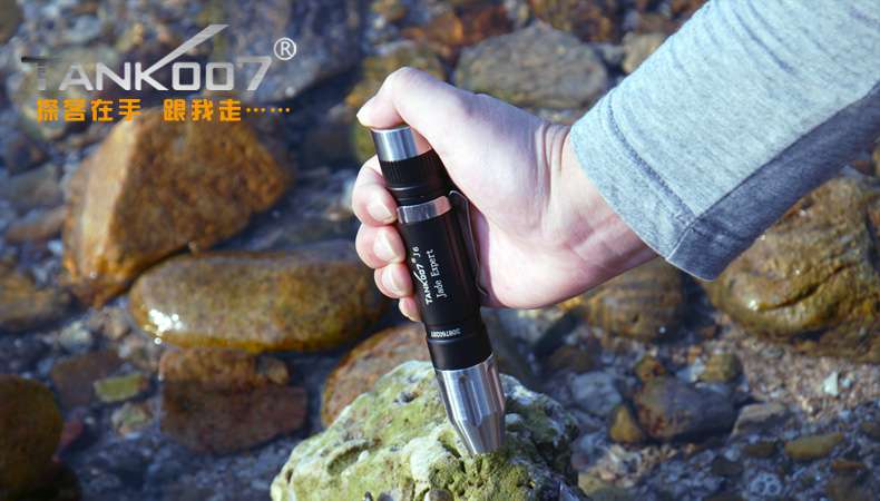 新手收藏家必用珠寶玉石鑒定工具——TANK007照玉手電筒！
